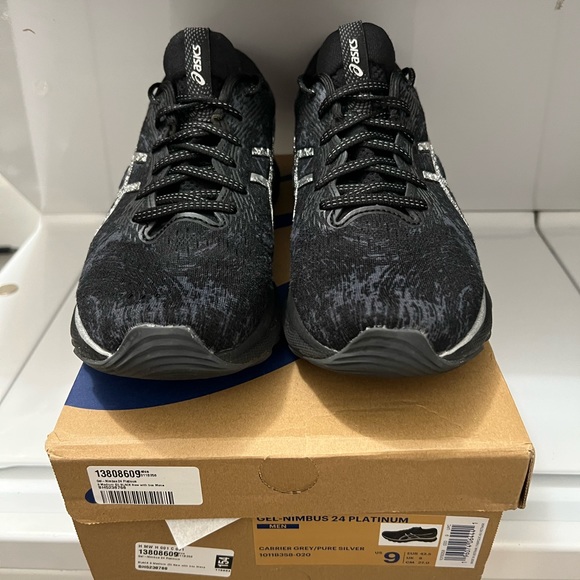 Gel Nimbus 24 Platinum Limited Edition - Picture 2 of 6